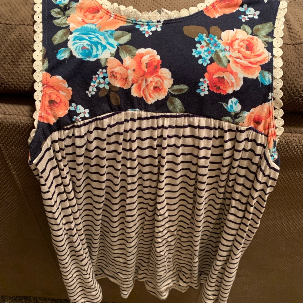 Floral tank